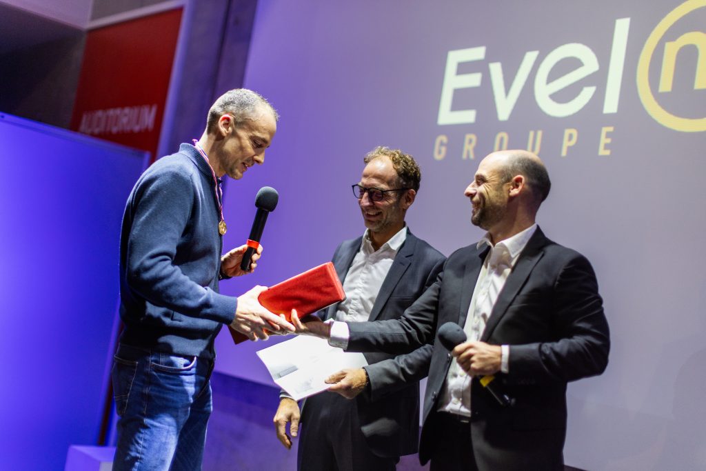 social_evelman